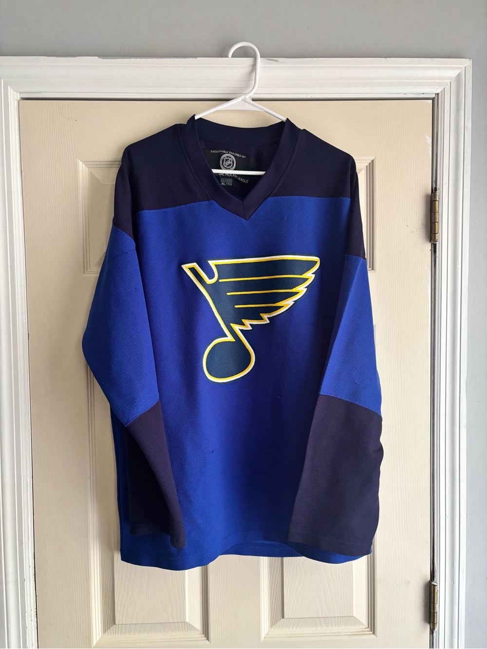 NHL St. Louis Blues Jersey Men’s XL